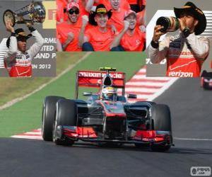 yapboz Lewis Hamilton, Amerika Birleşik Devletleri 2012 Grand Prix zaferini kutluyor.